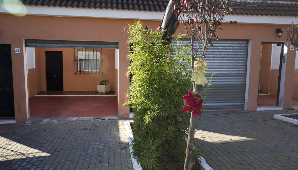 Hostal Nueva Andalucia Alcalá de Guadaira Εξωτερικό φωτογραφία