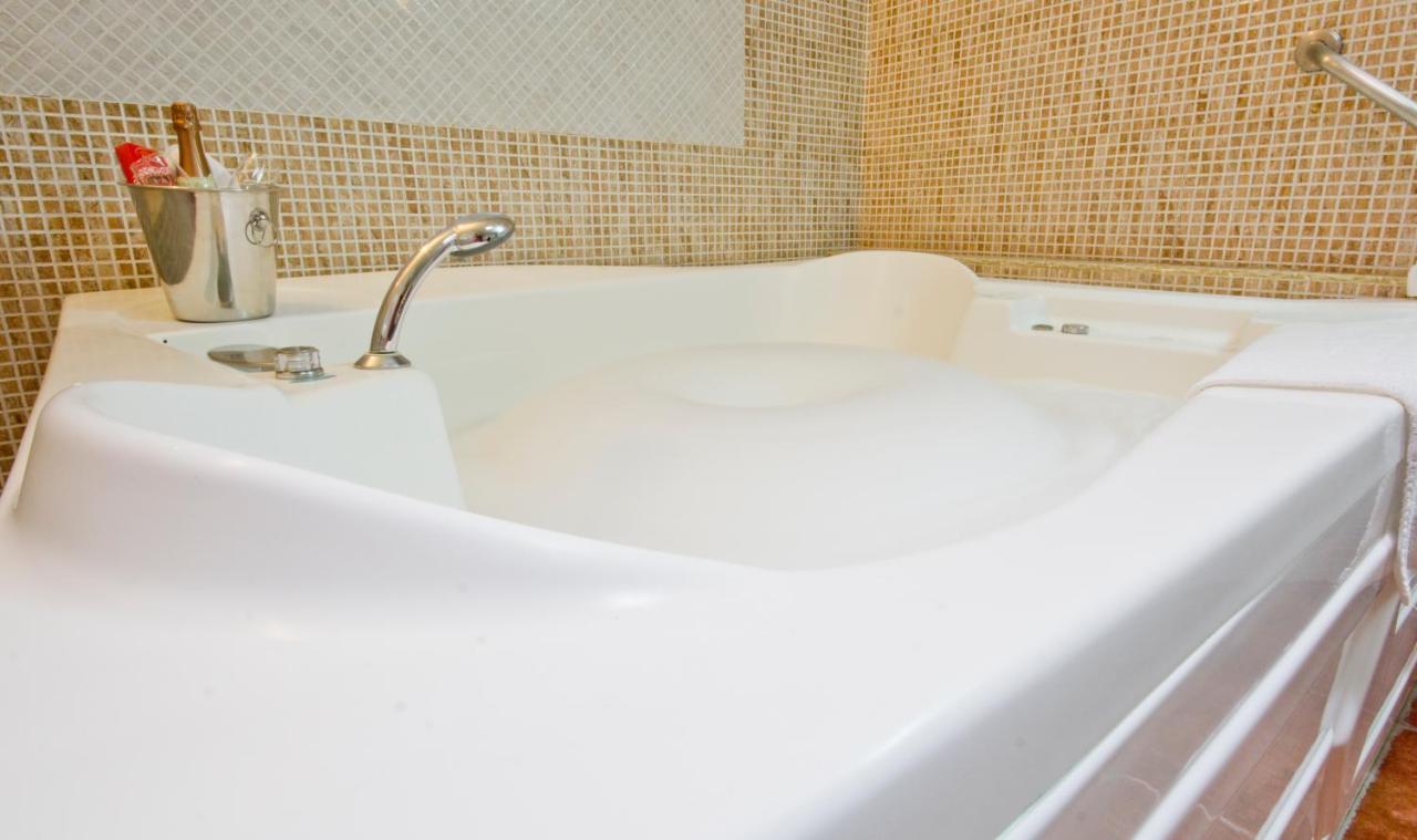 Hostal Nueva Andalucia Alcalá de Guadaira Εξωτερικό φωτογραφία